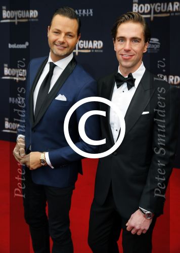 Utrecht 27 september 2015
Premiere the bodyguard met oa Romy Monteiro Mark v Eeuwen  Carolina Dijkhuizen en Patrick Martens.
