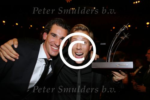 Amsterdam 15 oktober 2015
Uitreiking van de 50e televizierring in carre. Freek Vonk met zijn vaste cameraman Ivo Borkus
