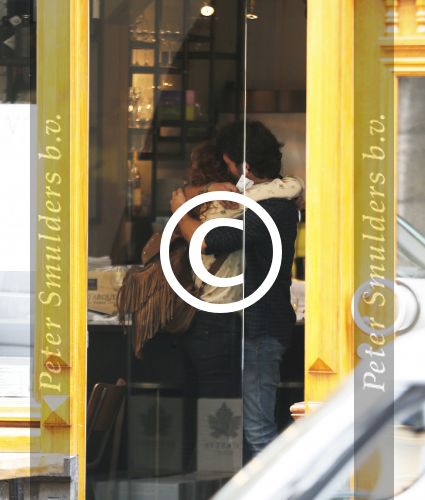 Amsterdam 6 oktober 2015 
Katja Schuurman brnegt haar vriend Freek v Noordwijk van zijn ene restaurant naar zijn andere restaurant ion Amsterdam