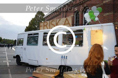 Amsterdam 28 september 2015
Presentatie people s avenue bij westergasfabriek. Friska bus