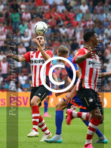 Eindhoven, 30 Augustus 2015
Kompetitie Seizoen 2015/2016
PSV-SC Feyenoord, eindstand 3-1
Gaston Pereiro