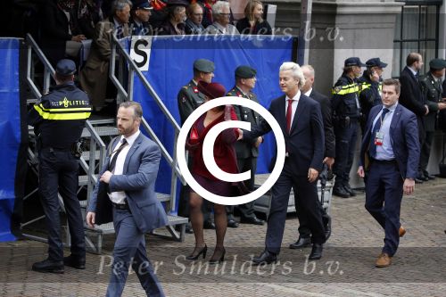 Den Haag 15 september 2015
Prinsjesdag 2015 met Koning Willem Alexander Koningin Maxima prins Constantijn en Prinses Laurentien. Dit jaar wordt de gouden koets voorlopig voor het laatst gebruikt. Geert Wilders met zijn vrouw en beveiliging
