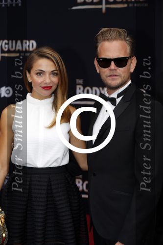 Utrecht 27 september 2015
Premiere the bodyguard met oa Romy Monteiro Mark v Eeuwen  Carolina Dijkhuizen en Patrick Martens. Georgina Verbaan met een kennis