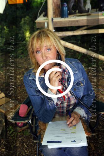 Haarzuilens 27 september 2015
Aktie om bomen te planten gepresenteerd door Beau v Erven Dorens en Angela Groothuizen.
oa Evelyn Struik Trijntje OOsterhuis Nick & Simon Marjan Berk Tineke Schouten Ruud Feltkamp en inge Ipenburg werken mee.