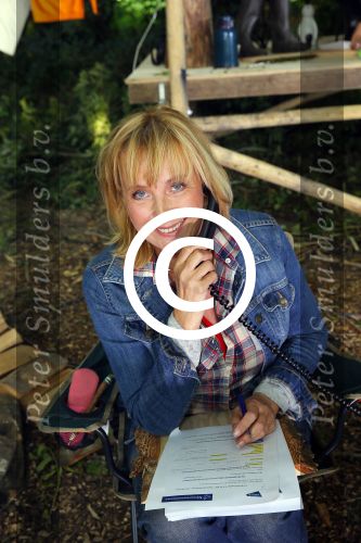Haarzuilens 27 september 2015
Aktie om bomen te planten gepresenteerd door Beau v Erven Dorens en Angela Groothuizen.
oa Evelyn Struik Trijntje OOsterhuis Nick & Simon Marjan Berk Tineke Schouten Ruud Feltkamp en inge Ipenburg werken mee.