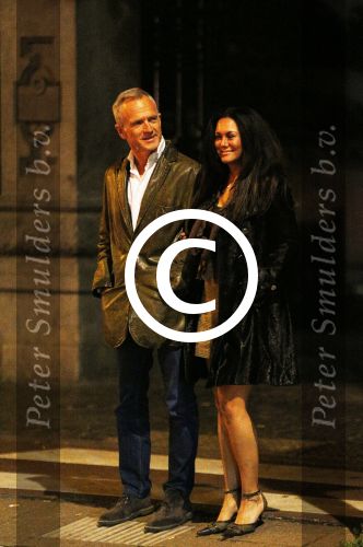 Amsterdam 12 oktober 2015
Jaap Jongbloed heeft een date met Shirley Jane Mescher Sneekes waar hij voprige week in engeland opnames mee heeft gehad voor het mooiste meisje van de klas.