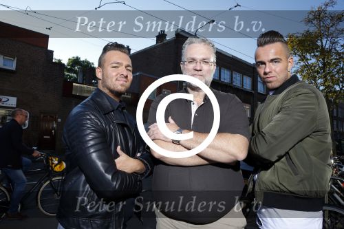 Den Haag 1 oktober 2015
Jake Hampel met zijn vrouw Lydia en hun 2 zoons bij een tatoo shop in Den Haag.