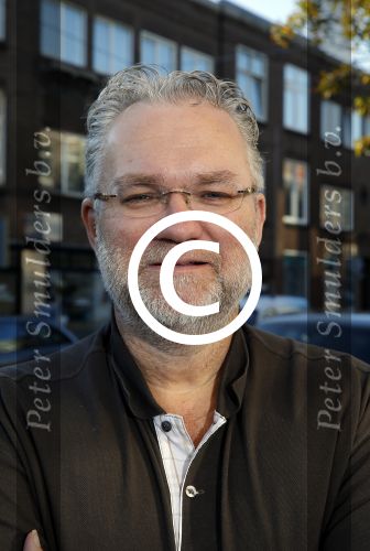 Den Haag 1 oktober 2015
Jake Hampel met zijn vrouw Lydia en hun 2 zoons bij een tatoo shop in Den Haag.