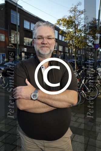 Den Haag 1 oktober 2015
Jake Hampel met zijn vrouw Lydia en hun 2 zoons bij een tatoo shop in Den Haag.