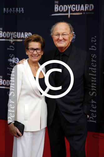 Utrecht 27 september 2015
Premiere the bodyguard met oa Romy Monteiro Mark v Eeuwen  Carolina Dijkhuizen en Patrick Martens. Joop en Janine v d Ende