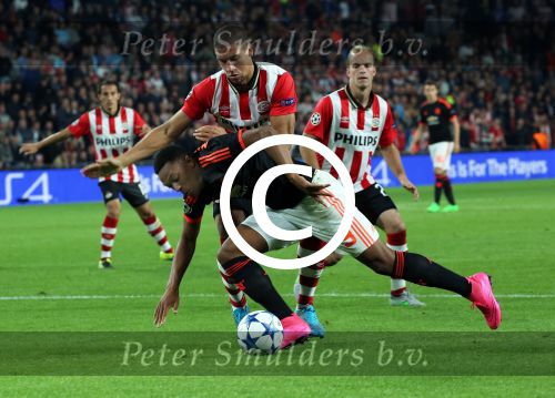 Eindhoven, 15 September 2015
CL 2015/2016
Eerste wedstrijd PSV-Manchester United, eindstand 2-1
Jeffrey Bruma in duel met Anthony Martial