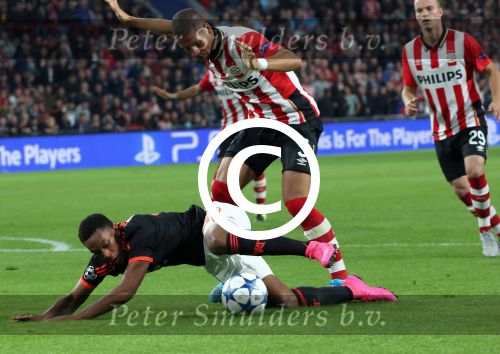 Eindhoven, 15 September 2015
CL 2015/2016
Eerste wedstrijd PSV-Manchester United, eindstand 2-1
Jeffrey Bruma in duel met Anthony Martial