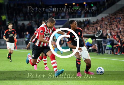 Eindhoven, 15 September 2015
CL 2015/2016
Eerste wedstrijd PSV-Manchester United, eindstand 2-1
Jeffrey Bruma in duel met Anthony Martial