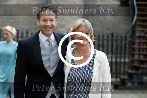 Den Haag 15 september 2015
Prinsjesdag 2015 met Koning Willem Alexander Koningin Maxima prins Constantijn en Prinses Laurentien. Dit jaar wordt de gouden koets voorlopig voor het laatst gebruikt. Jeroen Dijsselbloem met vrouw