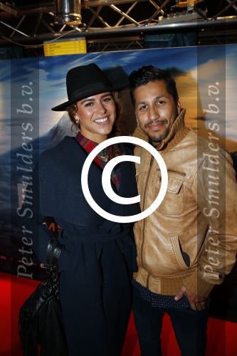 Amsterdam 14 september 2015 
Premiere Everest in pathe arena. Jody Bernal met zijn vrouw