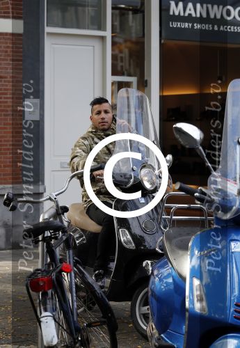Amsterdam 25 september 2015
Jody Bernal op zijn vespa scooter
