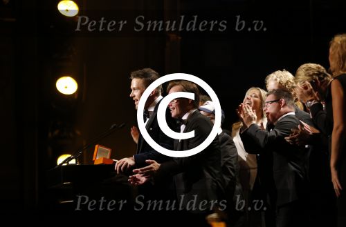 Amsterdam 15 oktober 2015
Uitreiking van de 50e televizierring in carre. Johnny de Mol wint de tv ster en de ring voor Syndroom en Linda de Mol krijgt Oevre prijs.