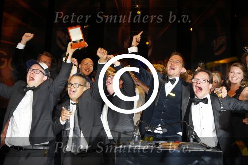 Amsterdam 15 oktober 2015
Uitreiking van de 50e televizierring in carre. Johnny de Mol wint de tv ster en de ring voor Syndroom en Linda de Mol krijgt Oevre prijs.