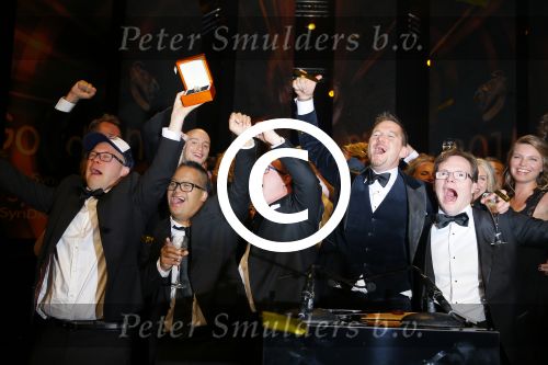 Amsterdam 15 oktober 2015
Uitreiking van de 50e televizierring in carre. Johnny de Mol wint de tv ster en de ring voor Syndroom en Linda de Mol krijgt Oevre prijs.