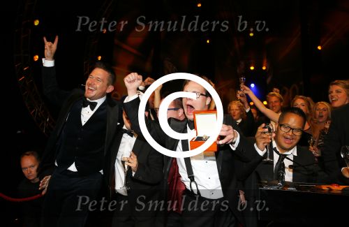 Amsterdam 15 oktober 2015
Uitreiking van de 50e televizierring in carre. Johnny de Mol wint de tv ster en de ring voor Syndroom en Linda de Mol krijgt Oevre prijs.