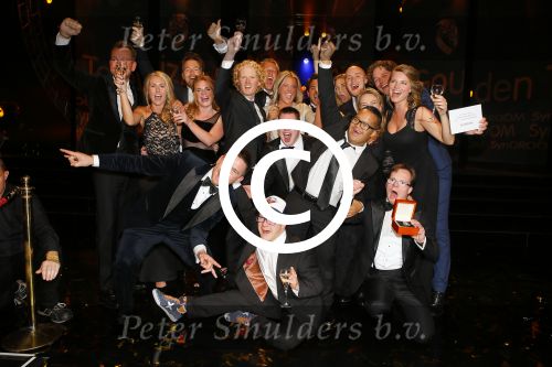 Amsterdam 15 oktober 2015
Uitreiking van de 50e televizierring in carre. Johnny de Mol wint de tv ster en de ring voor Syndroom en Linda de Mol krijgt Oevre prijs.