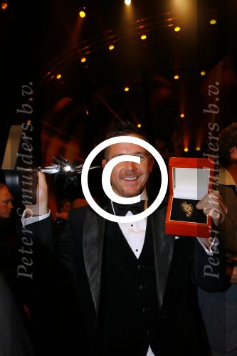 Amsterdam 15 oktober 2015
Uitreiking van de 50e televizierring in carre. Johnny de Mol wint de tv ster en de ring voor Syndroom en Linda de Mol krijgt Oevre prijs.