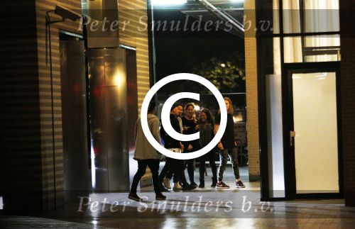 Amsterdam 17 september 2015
Justin Bieber en Martin Garrix gaan eerst naar coffeeshop the greenhouse en vervolgens naar het appartement van Martin Garrix