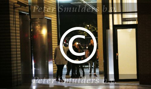 Amsterdam 17 september 2015
Justin Bieber en Martin Garrix gaan eerst naar coffeeshop the greenhouse en vervolgens naar het appartement van Martin Garrix