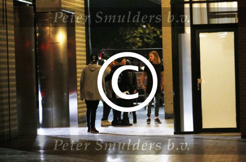 Amsterdam 17 september 2015
Justin Bieber en Martin Garrix gaan eerst naar coffeeshop the greenhouse en vervolgens naar het appartement van Martin Garrix