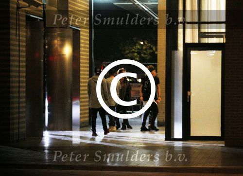 Amsterdam 17 september 2015
Justin Bieber en Martin Garrix gaan eerst naar coffeeshop the greenhouse en vervolgens naar het appartement van Martin Garrix