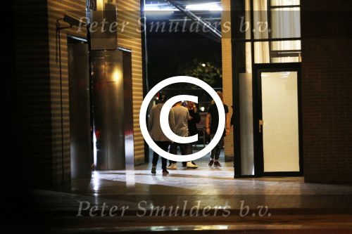 Amsterdam 17 september 2015
Justin Bieber en Martin Garrix gaan eerst naar coffeeshop the greenhouse en vervolgens naar het appartement van Martin Garrix