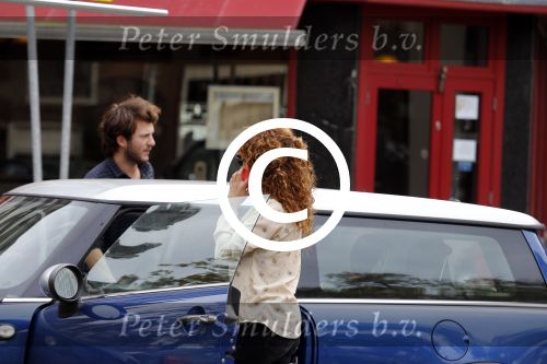 Amsterdam 6 oktober 2015 
Katja Schuurman brnegt haar vriend Freek v Noordwijk van zijn ene restaurant naar zijn andere restaurant ion Amsterdam