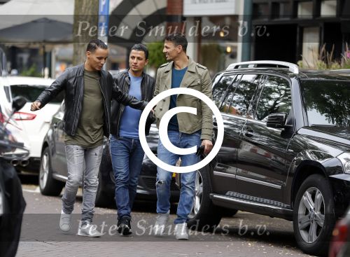 Amsterdam, 5 Oktober 2015
Khalid Boulahrouz in zij RangeRover samen met vrienden