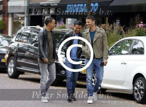 Amsterdam, 5 Oktober 2015
Khalid Boulahrouz in zij RangeRover samen met vrienden