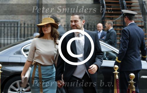 Den Haag 15 september 2015
Prinsjesdag 2015 met Koning Willem Alexander Koningin Maxima prins Constantijn en Prinses Laurentien. Dit jaar wordt de gouden koets voorlopig voor het laatst gebruikt. Klaas Dijkhoff met vrouw