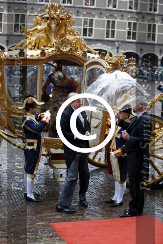Den Haag 15 september 2015
Prinsjesdag 2015 met Koning Willem Alexander Koningin Maxima prins Constantijn en Prinses Laurentien. Dit jaar wordt de gouden koets voorlopig voor het laatst gebruikt.