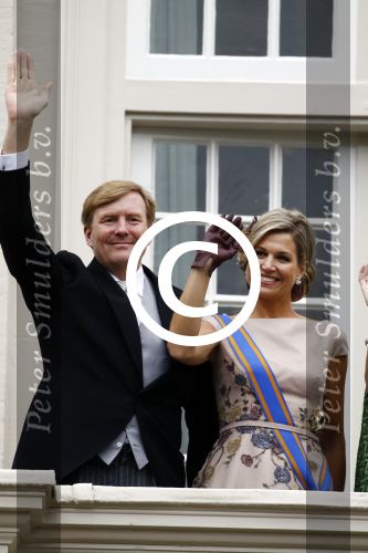 Den Haag 15 september 2015
Prinsjesdag 2015 met Koning Willem Alexander Koningin Maxima prins Constantijn en Prinses Laurentien. Dit jaar wordt de gouden koets voorlopig voor het laatst gebruikt.