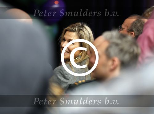 Amsterdam 6 oktober 2015
Koningin Maxima bij symposium platform wijzer in geldzaken in het Tobacco theater, 
Eberhard v d Laan ontvangt haar.