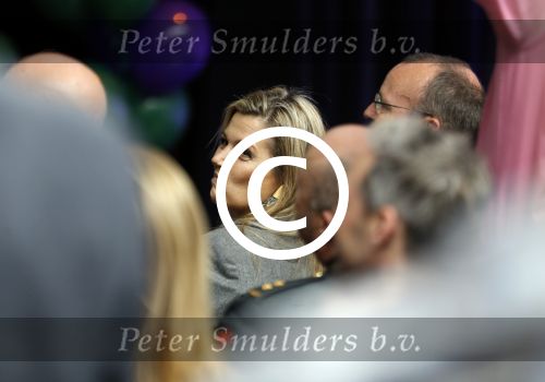 Amsterdam 6 oktober 2015
Koningin Maxima bij symposium platform wijzer in geldzaken in het Tobacco theater, 
Eberhard v d Laan ontvangt haar.