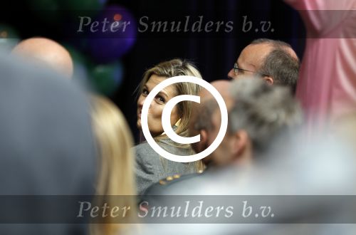 Amsterdam 6 oktober 2015
Koningin Maxima bij symposium platform wijzer in geldzaken in het Tobacco theater, 
Eberhard v d Laan ontvangt haar.