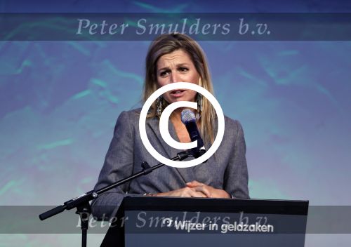 Amsterdam 6 oktober 2015
Koningin Maxima bij symposium platform wijzer in geldzaken in het Tobacco theater, 
Eberhard v d Laan ontvangt haar.