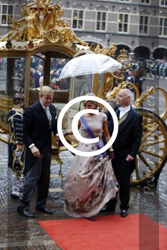 Den Haag 15 september 2015
Prinsjesdag 2015 met Koning Willem Alexander Koningin Maxima prins Constantijn en Prinses Laurentien. Dit jaar wordt de gouden koets voorlopig voor het laatst gebruikt.