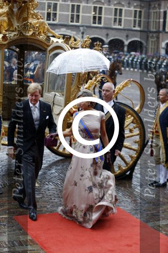 Den Haag 15 september 2015
Prinsjesdag 2015 met Koning Willem Alexander Koningin Maxima prins Constantijn en Prinses Laurentien. Dit jaar wordt de gouden koets voorlopig voor het laatst gebruikt.