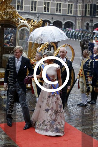Den Haag 15 september 2015
Prinsjesdag 2015 met Koning Willem Alexander Koningin Maxima prins Constantijn en Prinses Laurentien. Dit jaar wordt de gouden koets voorlopig voor het laatst gebruikt.