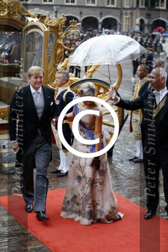 Den Haag 15 september 2015
Prinsjesdag 2015 met Koning Willem Alexander Koningin Maxima prins Constantijn en Prinses Laurentien. Dit jaar wordt de gouden koets voorlopig voor het laatst gebruikt.