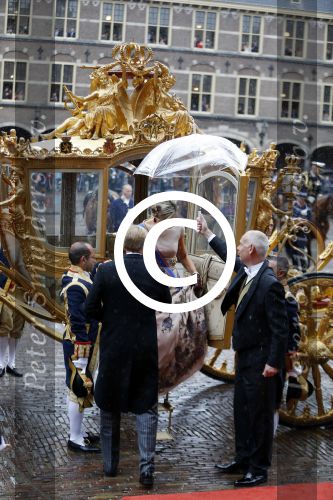 Den Haag 15 september 2015
Prinsjesdag 2015 met Koning Willem Alexander Koningin Maxima prins Constantijn en Prinses Laurentien. Dit jaar wordt de gouden koets voorlopig voor het laatst gebruikt.