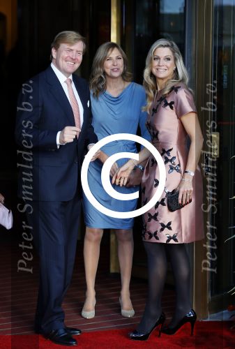 Amsterdam 26 september 2015
200 jaar koninkrijk in carre met oa aanwezig Koning Willem Alexander koningin Maxima en Prinsesd Beatrix.