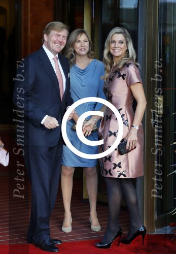 Amsterdam 26 september 2015
200 jaar koninkrijk in carre met oa aanwezig Koning Willem Alexander koningin Maxima en Prinsesd Beatrix.