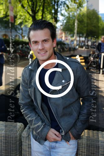 Amsterdam 30 september 2015
Boekpresenatie Joop van Tellingen in Players. Aanwezig Dennis Ria Nathalie en Fender v Tellingen alsmede rest van de familie. Levi v Kempen