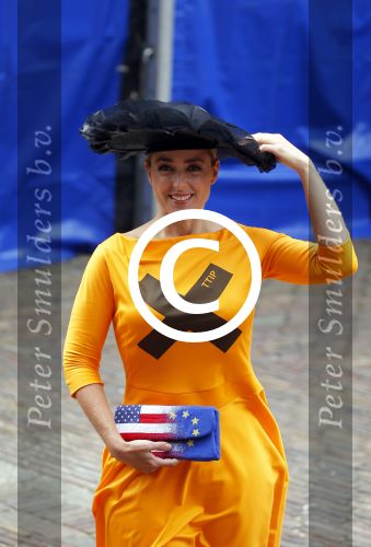 Den Haag 15 september 2015
Prinsjesdag 2015 met Koning Willem Alexander Koningin Maxima prins Constantijn en Prinses Laurentien. Dit jaar wordt de gouden koets voorlopig voor het laatst gebruikt. Marianne Thieme